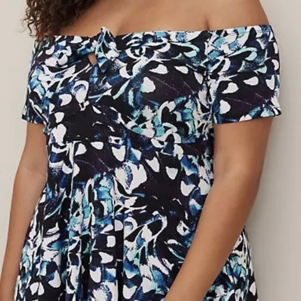 Torrid BABYDOLL SUPER SOFT TIE-FRONT OFF-SHOULDER TOP 4x